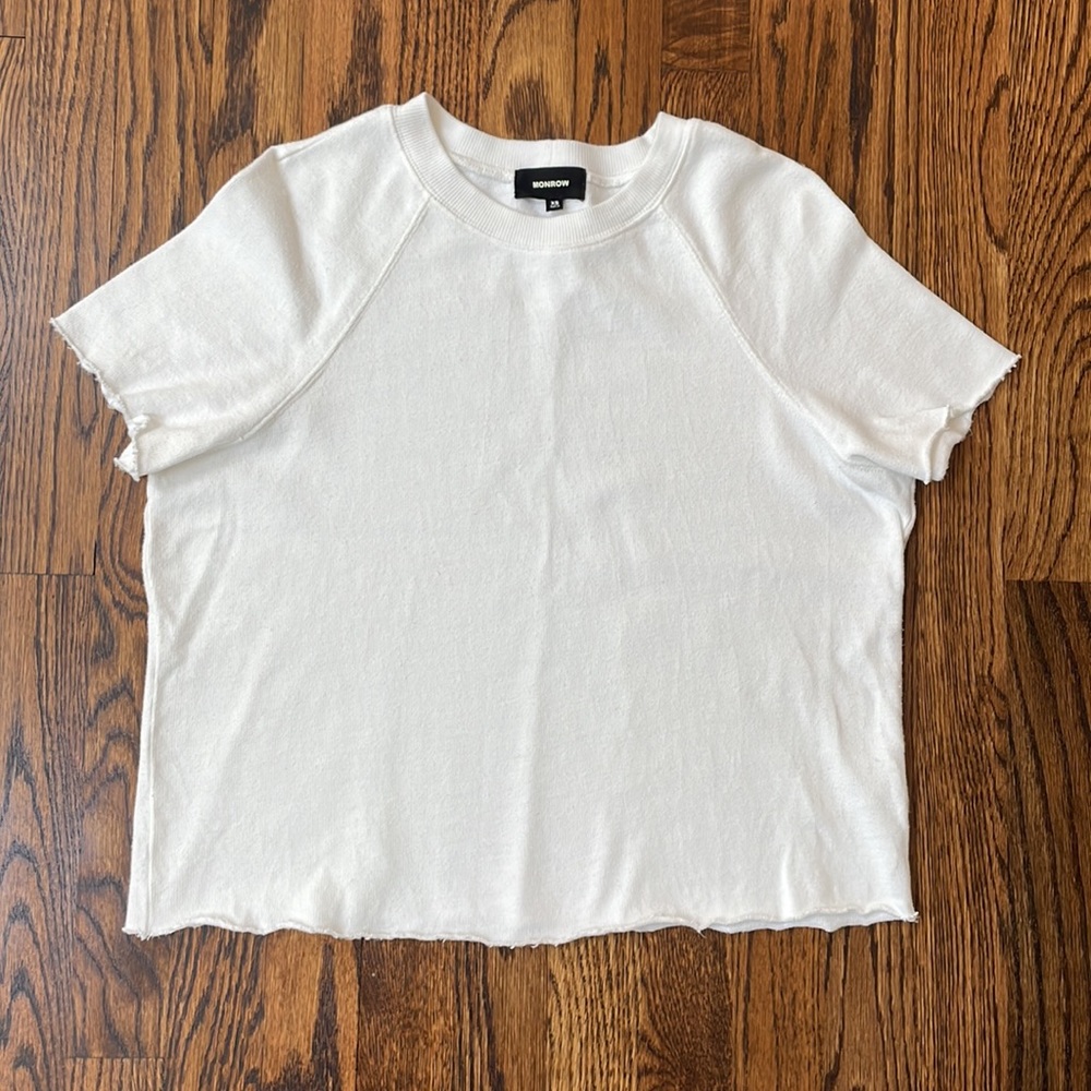 Monrow Cut-off Raglan Tee - Picture 7 of 11